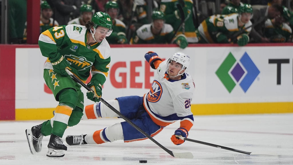 Schaefer scores his 2nd goal of the game in OT to lift Islanders past Wild, 4-3 — Burnsville Sports news
