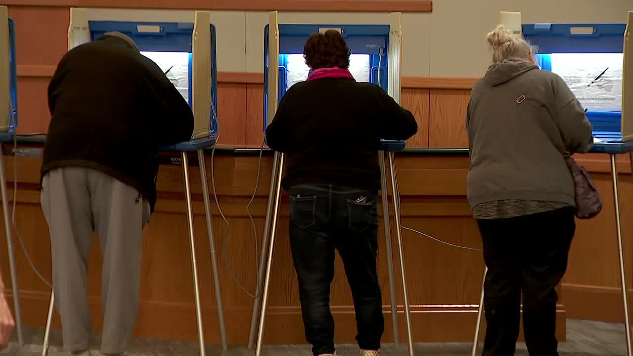 What Minnesota's early voting surge does and doesn't mean yet — Burnsville Community news